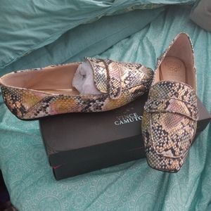Vince Camuto Multi Shimmer Snake Loafers Size 9